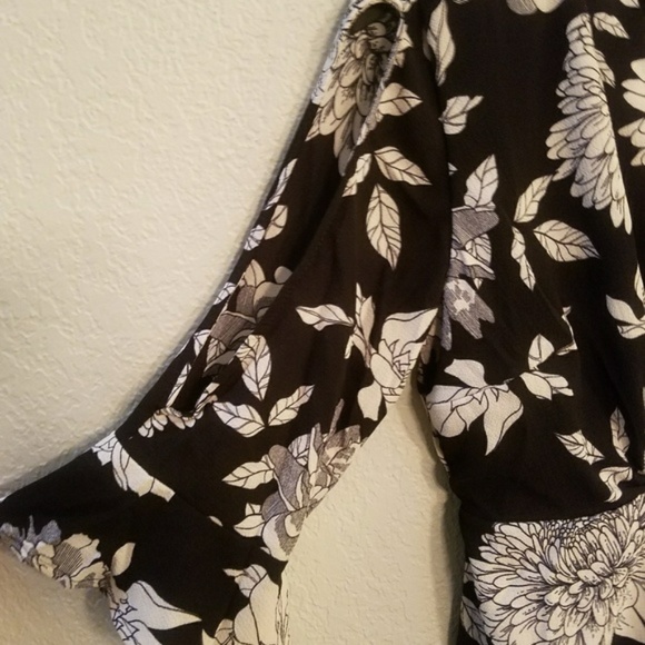 Lulus Floral Dress Cold Shoulder Bell - Picture 6 of 6